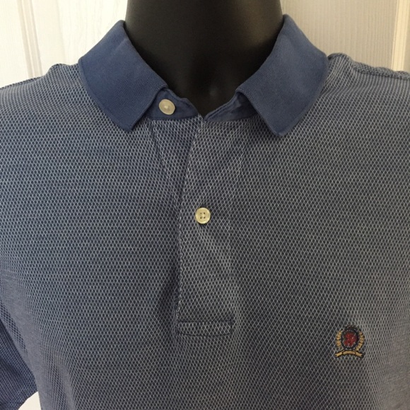 HOST PICK 🥇Tommy Hilfiger Polo Shirt - Picture 3 of 6